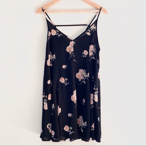 Lush Dresses & Skirts - Lush Black Strappy Floral Mini Dress